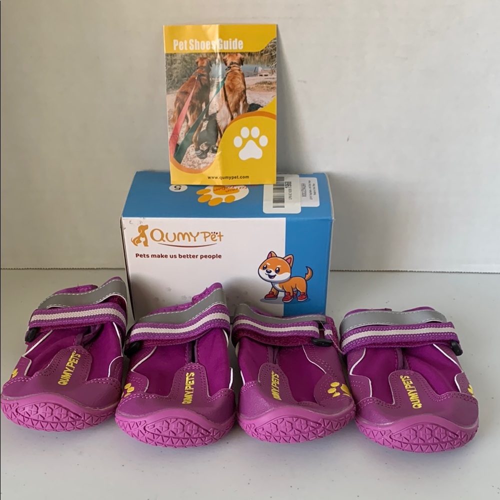 QUMY PET Dog Boots  Purple  NEW IN BOX Size 5  40-55 lbs